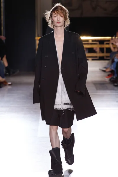 Look 40